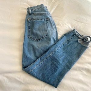 Abercrombie Curve Love Ankle Straight Jean with Distressed Hem